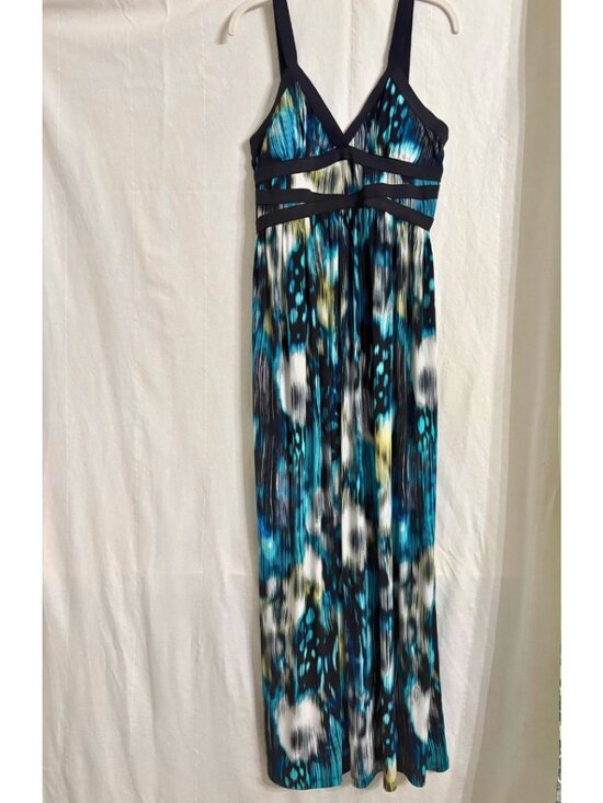 Dresses & Skirts - Strappy Maxi Dress